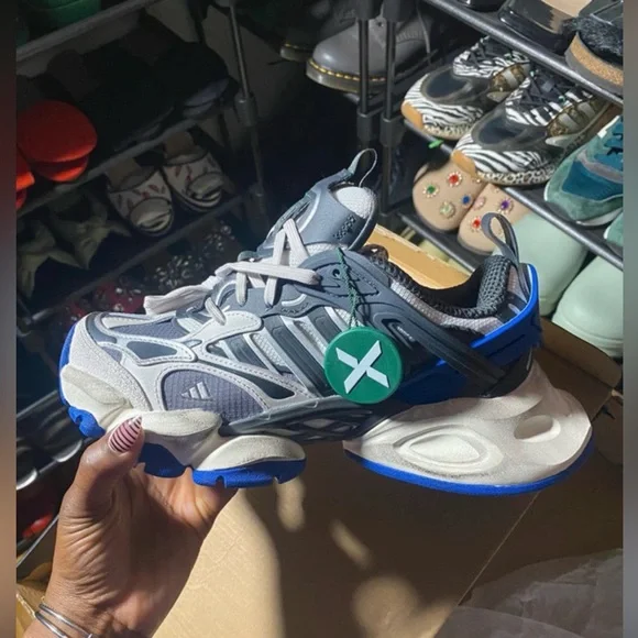 Adidas XLG Runner Deluxe